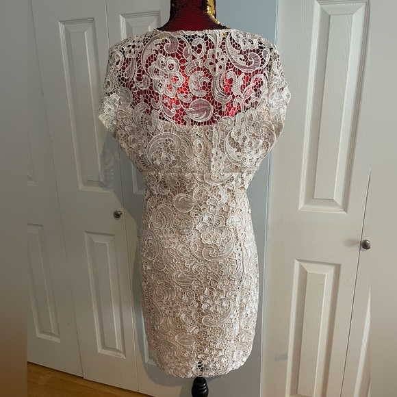 Special occasions dress - Picture 7 of 7